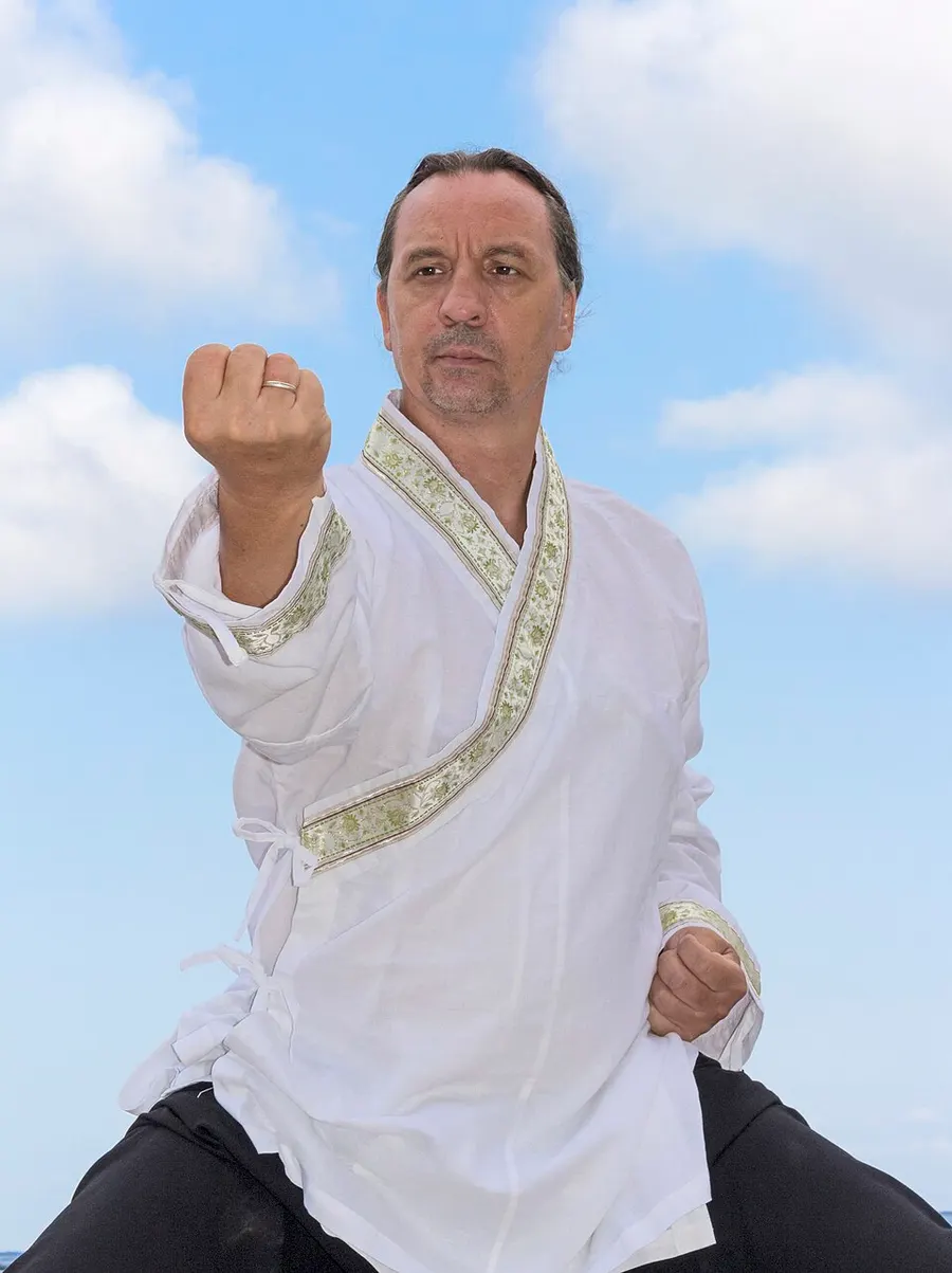 Baduanjin Qigong — traditional sports archive piece