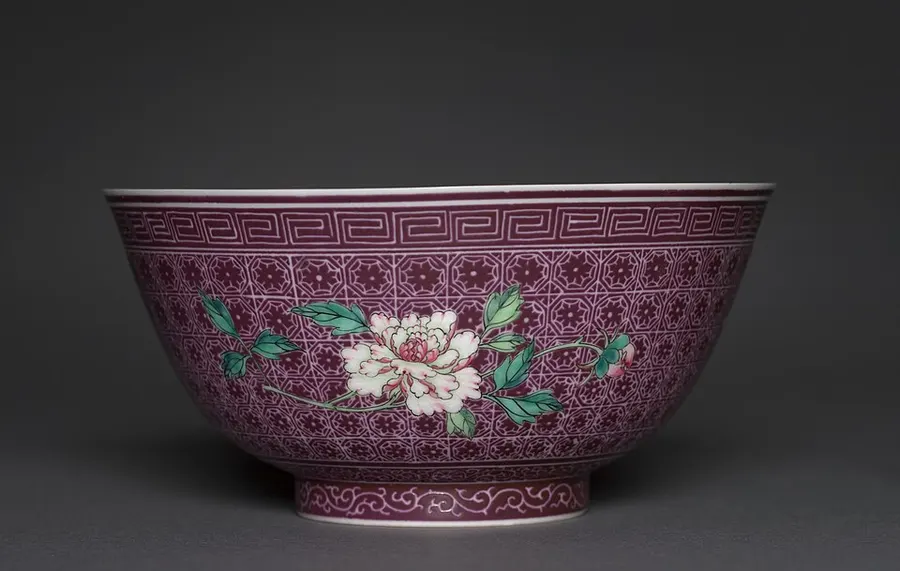 Jingdezhen Porcelain — traditional crafts tradition