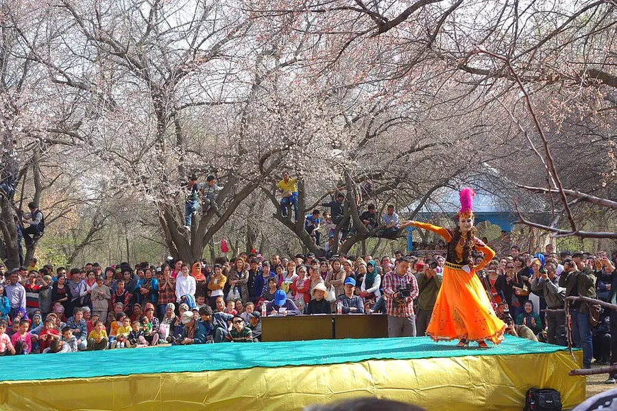 Uyghur Sanam Dance — traditional dance archive piece